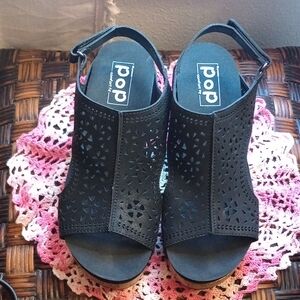 Pop Black Women's Sandals